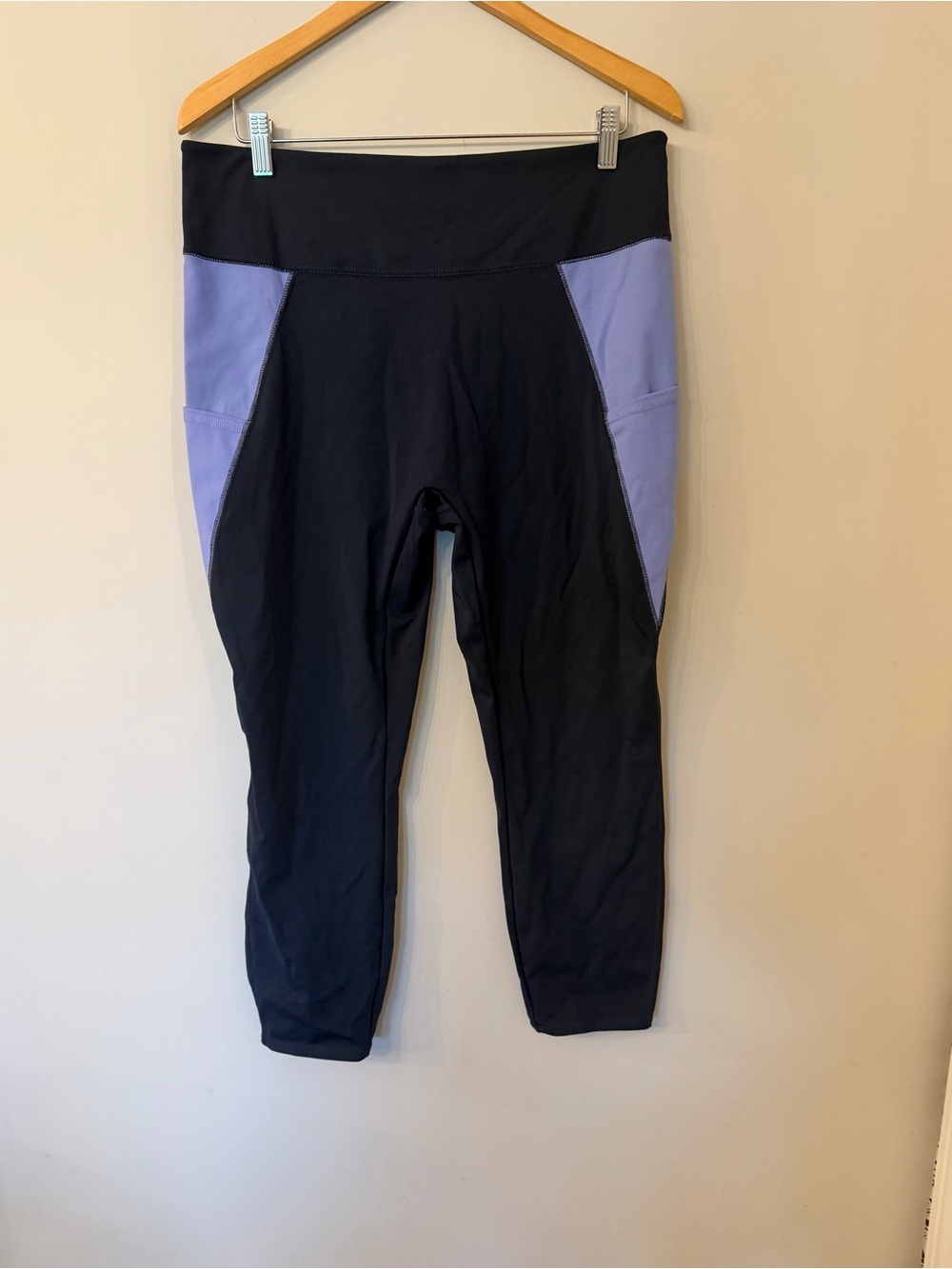 Color block Athleisure leggings size XL